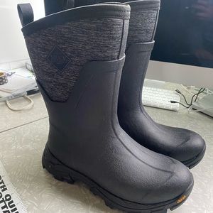 Muck Boot Women’s Arctic Ice Mid Snow Boot